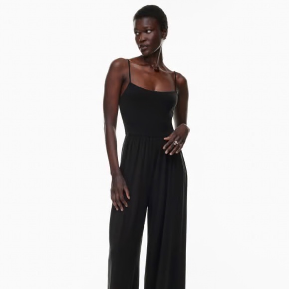 Wilfred free market jumpsuit - Aritzia 🖤🖤🖤 - Picture 2 of 5